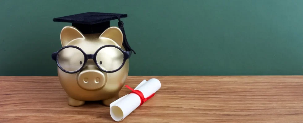 650 Euro je Semester Die Erhebung einer Zweitstudiengebühr verstößt nicht gegen die Berufsfreiheit. | © vetre - stock.adobe.com