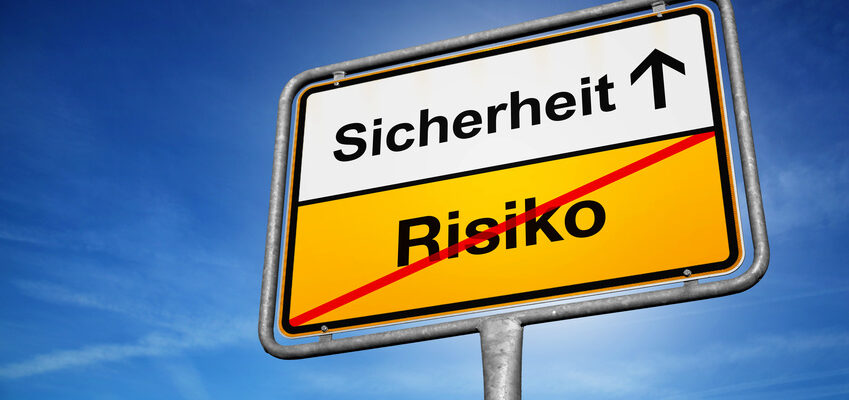 Das THW sollte z. B. nicht bei durch Hindernisse blockierten Straßen und Schienenwegen oder bei der Befreiung von Personen, die sich so befestigt haben, dass sie nur mit Gewalt entfernt werden können, eingesetzt werden.  | © Coloures-pic - Fotolia
